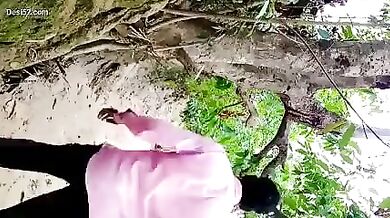 Activa Seize Karne Aaye Aadmi Chudi Hot Ladki